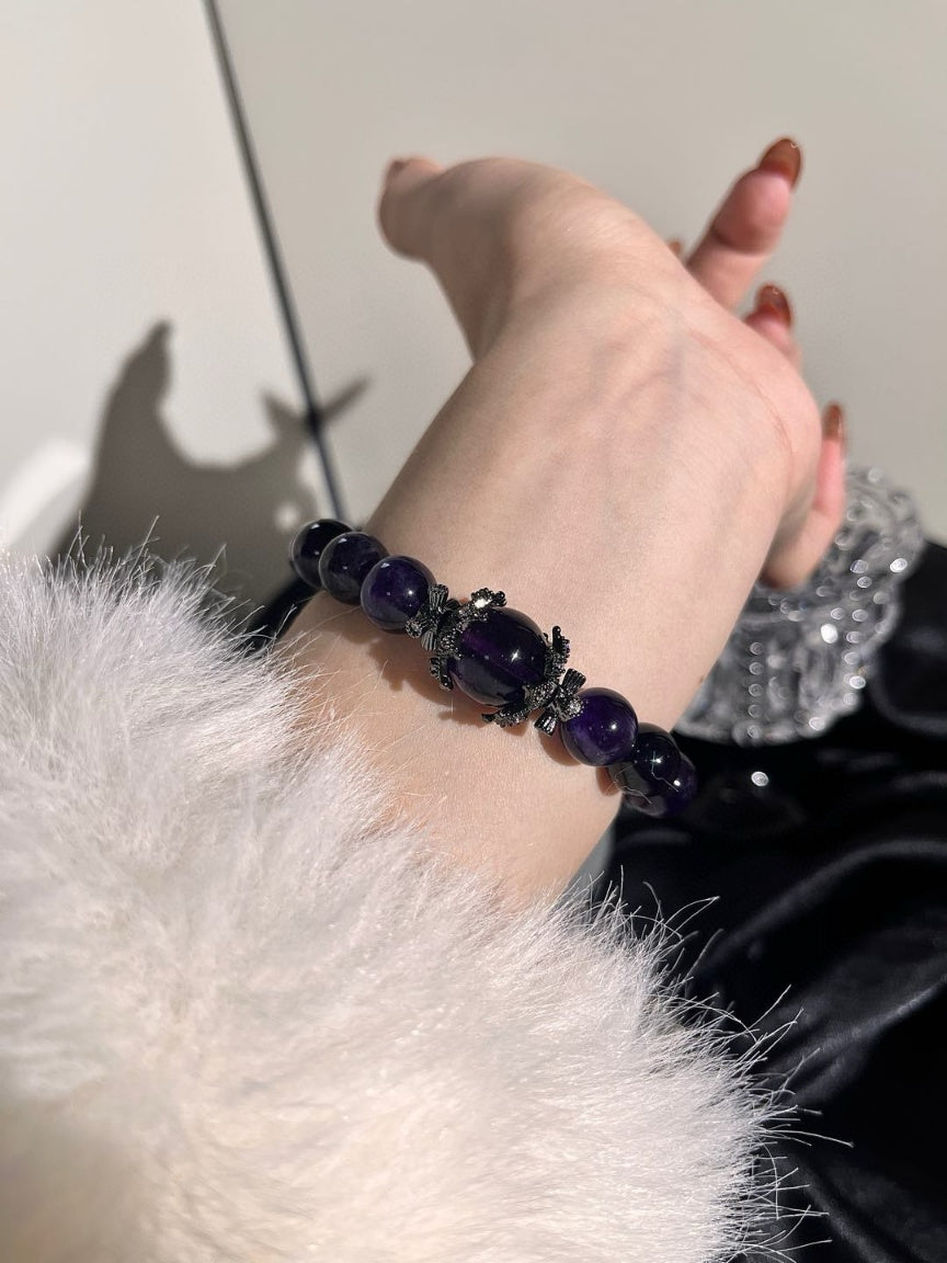 SOPHISTICATED WOMAN - Rare Deep Purple Amethyst Bracelet